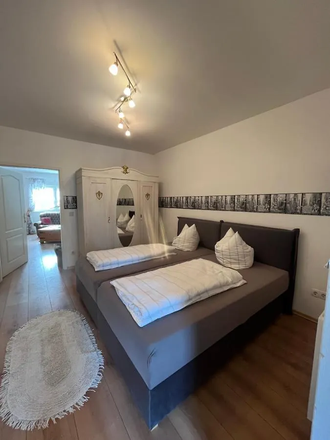 Apartment Die Gruene Mitte Pullenreuth